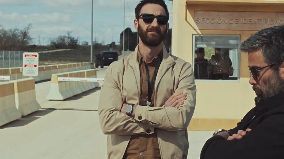 _0006_Cuando_Nadie_Nos_Ve_9_9